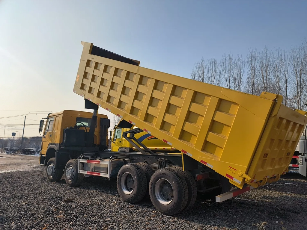 High Cost-Performance Used HOWO 8×4 371HP Dump Truck for sale